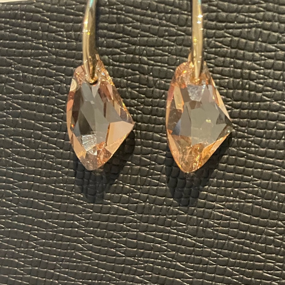 Fashion Earrings - Picture 3 of 5
